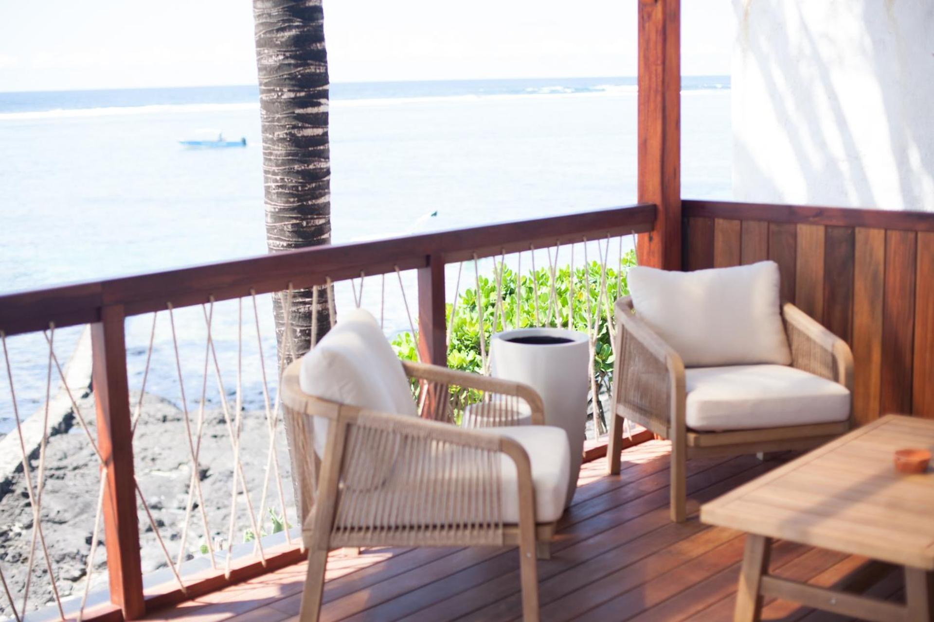 Chantauvent Guest House Blue Bay Exterior photo